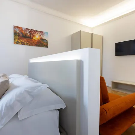 Nuovissimo Ed Elegante Appartamento, 5 Minuti A Piedi Dalla Stazione Μιλάνο